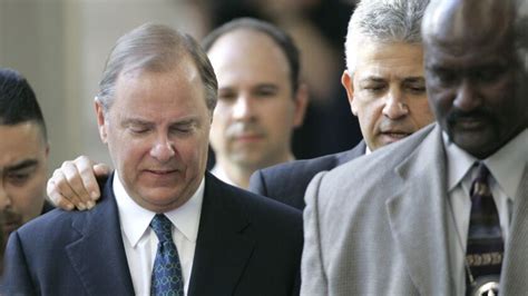 Ex-Enron CEO Jeffrey Skilling released from federal custody - Los ...