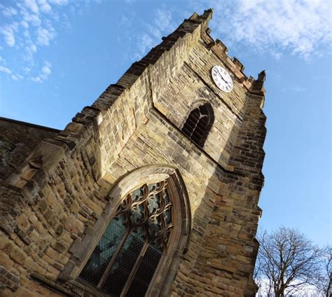 Picksipics: St Thomas the Martyr Church, UpHolland...