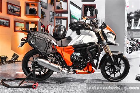 Mahindra Mojo Accessories - Auto Expo 2016