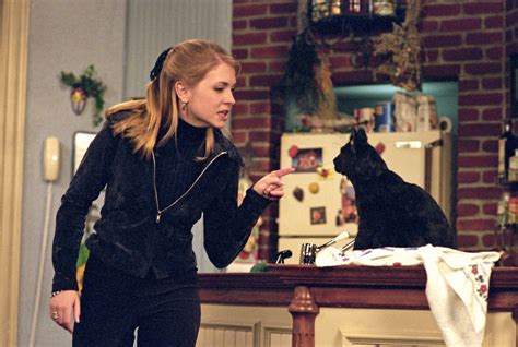 'Sabrina the Teenage Witch': Salem Was Played By 3 Real Cats