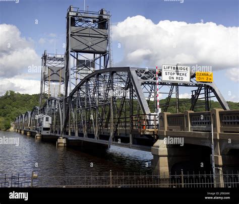 Stillwater Lift Bridge Entrance Stock Photo - Alamy