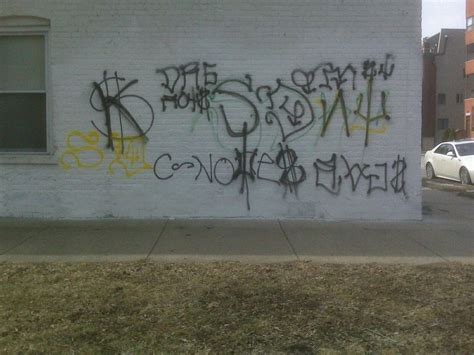 Gangster Disciples Graffiti