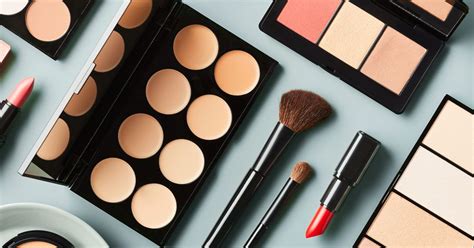 Does Makeup Expire? By Cosmetic, Skin Care, and More