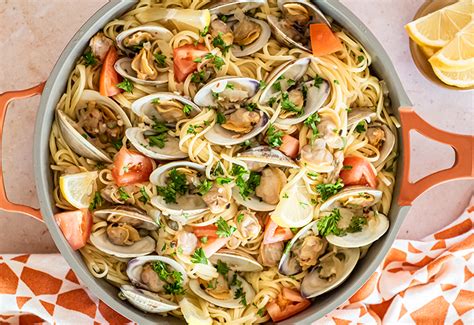 Linguine with Clams | Heinen's Grocery Store