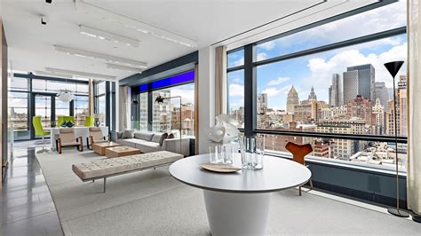 This $22.5M Manhattan Penthouse Comes With a Glass Roof – Robb Report