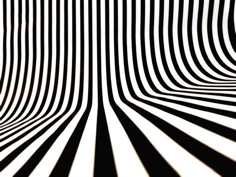 OPTICAL ILLUSIONS EXPLAINED — Spectacle Optometry