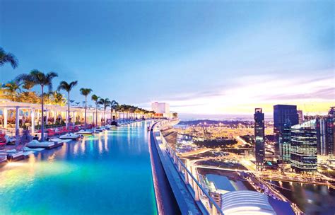 16 Best Rooftop Infinity Pools To Visit In Singapore (2024)