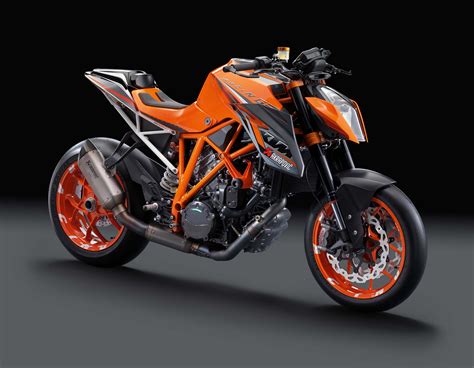 38 Hi-Res Photos of the KTM 1290 Super Duke R - Asphalt & Rubber