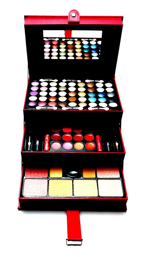 All In One Makeup Kit- Holiday Exclusive | Makeup kit, Makeup kit for kids, Best eyeshadow palette