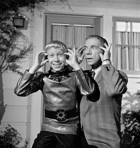 MARTIAN cast members Wayne Stam and Ray Walston for the episode ...