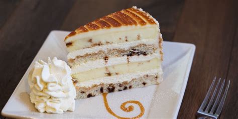 The Cheesecake Factory Released Two New Amazing Cheesecake Flavors