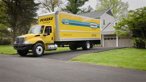 Penske Truck Rental: 22 Foot and 26 Foot Truck Features (01-22) - YouTube