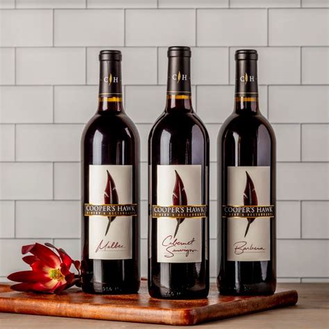 Cooper's Hawk Winery & Restaurants > Cooper's Hawk Favorites Gift Set