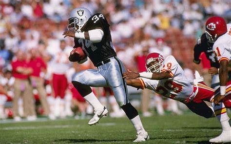 Bo Jackson: ‘I’d be averaging 350, 400 yards a game’ - al.com