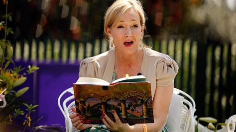 J.K. Rowling says she succeeded by breaking rules, not following them