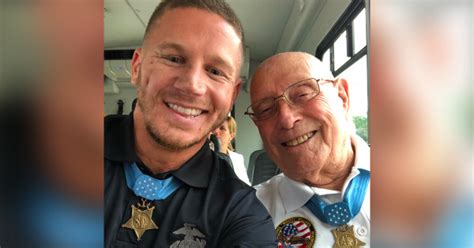 The Youngest And Oldest Living Marine Medal Of Honor Recipients Met, And This Epic Photo Is The ...