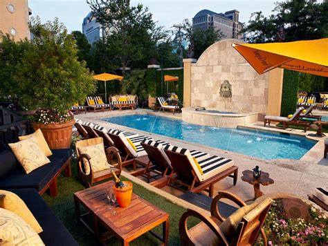 24 Romantic Hotels in Dallas: Best places to Stay on a weekend getaway!