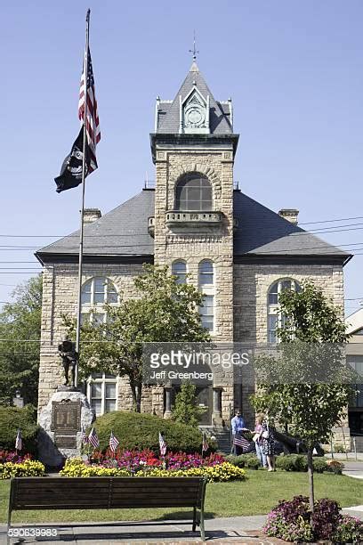 Monroe County Courthouse (Pennsylvania) Photos and Premium High Res ...