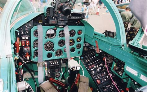 Aero L-39 Albatros | Cockpit, Flight deck, Airplane