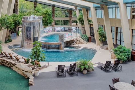 Top 10 Hotels With Balcony In Gatlinburg, Tennessee - | Trip101