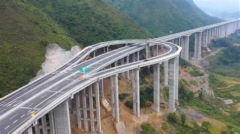 Chinese motorway’s big turnaround helps drivers access off-ramp