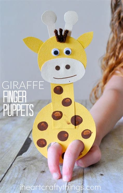 Adorable Finger Puppet Giraffe Craft | Giraffe crafts, Summer crafts for kids, Puppet crafts