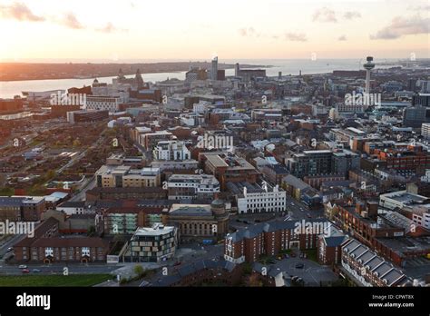 City centre liverpool hi-res stock photography and images - Alamy