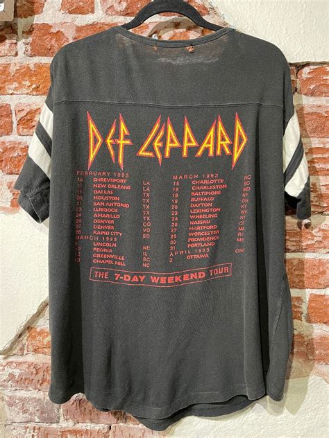Def Leppard Adrenalize Graphic Tour T-shirt W/ Striped Sleeves ...