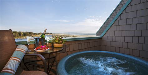 SeaVenture Pismo Beach Hotel - Affordable Luxury on the Sand — Distinctive Resorts