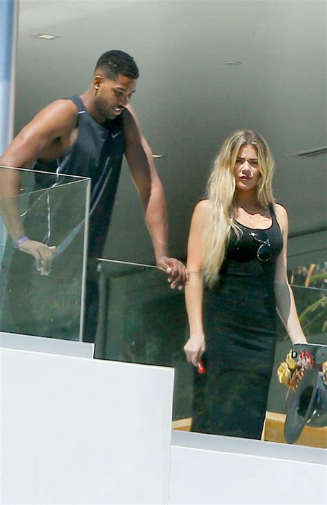 Khloe Kardashian and Tristan Thompson Travel to Mexico Amid Romance Rumors | E! News