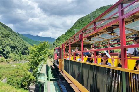 Sagano scenic railway train in Kyoto (torokko stations!) How to make it ...