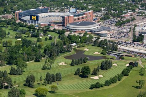 University of Michigan Golf Course - Golf in Michigan