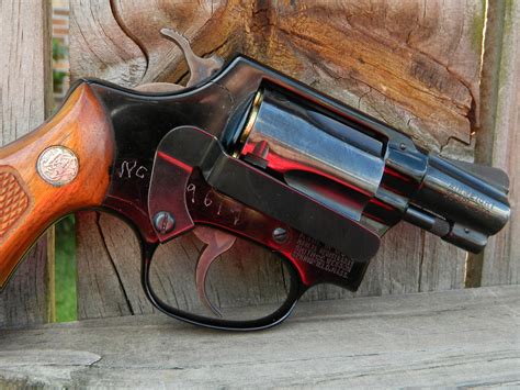 Smith & Wesson J-Frame Revolvers - The Shooter's Log