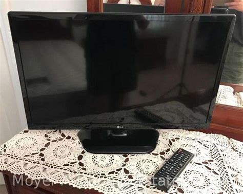 LG 24" TV, with Remote, Model# 24LF452B, 2016 - Moyer Auction & Estate ...