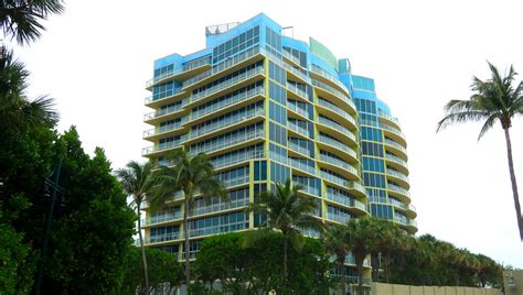 Coconut Grove Residences on Fort Lauderdale Beach, Fort La… | Flickr