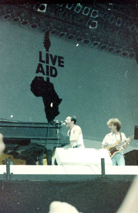 Seizoensgebonden: Queen Live Aid Wembley Stadium Londen Engeland juli '85