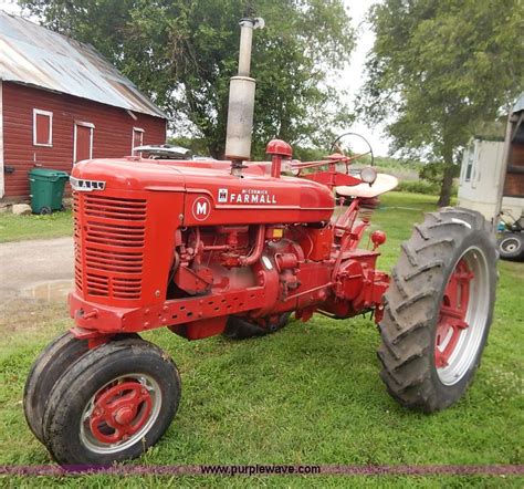 1950 Farmall M tractor in Abilene, KS | Item BC9339 sold | Purple Wave