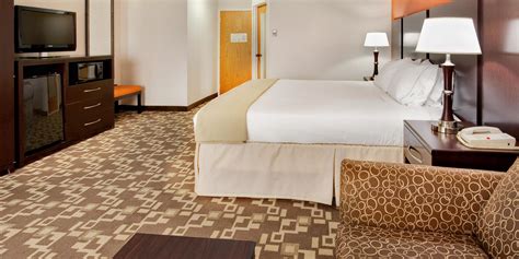 Holiday Inn Express Wilkes Barre East Guest Room & Suite Options