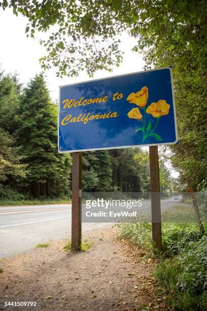 California Welcome Sign Photos and Premium High Res Pictures - Getty Images