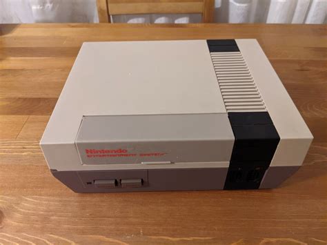 NES Nintendo Original 1985 Console System Only - Refurbished, Tested and Working