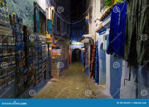 Night scene, chefchaouen editorial stock photo. Image of chaouen - 98156443