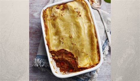 Slimming World lasagne recipe | Wellbeing | Yours