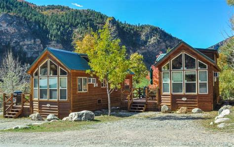 Cabins & Cottages | Glenwood Springs, CO Lodging