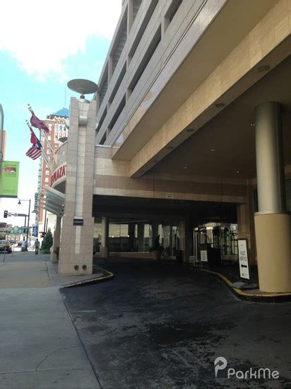 Crowne Plaza - Parking in Kansas City | ParkMe