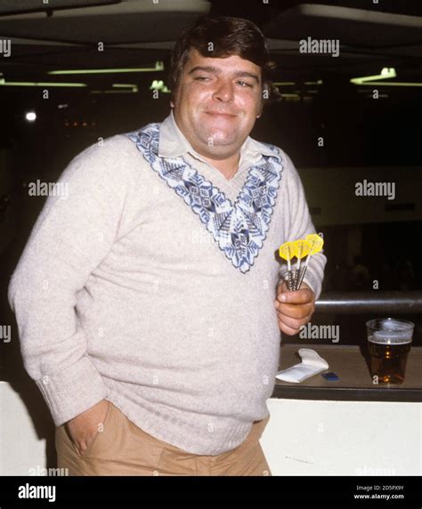 Scotland darts player, Jocky Wilson, standing by a bar Stock Photo - Alamy