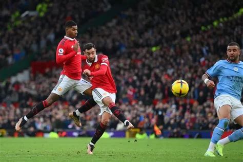 Bruno Fernandes reveals why Man Utd goal v Man City stood despite ...