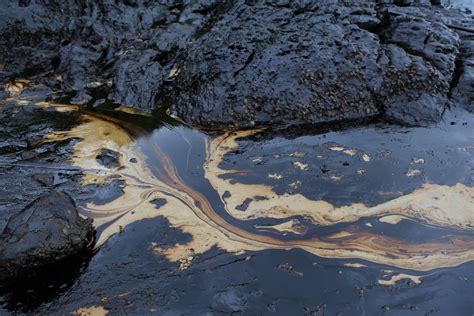 Cleanup Ongoing after North Dakota Pipeline Oil Spill