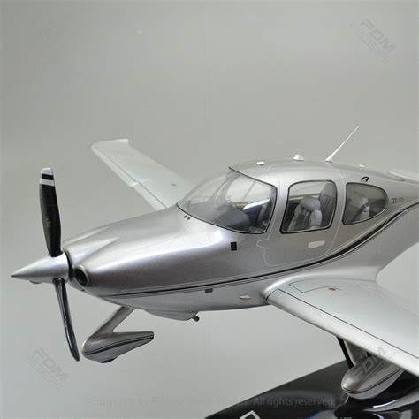 Cirrus Sr22 Interior