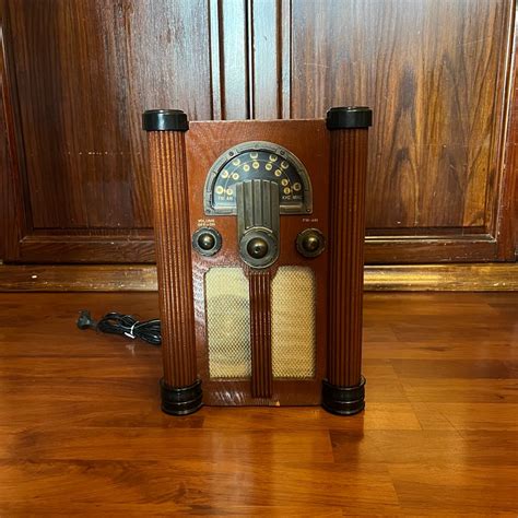 Vintage Radio Set with inbuilt speakers, Hobbies & Toys, Memorabilia ...