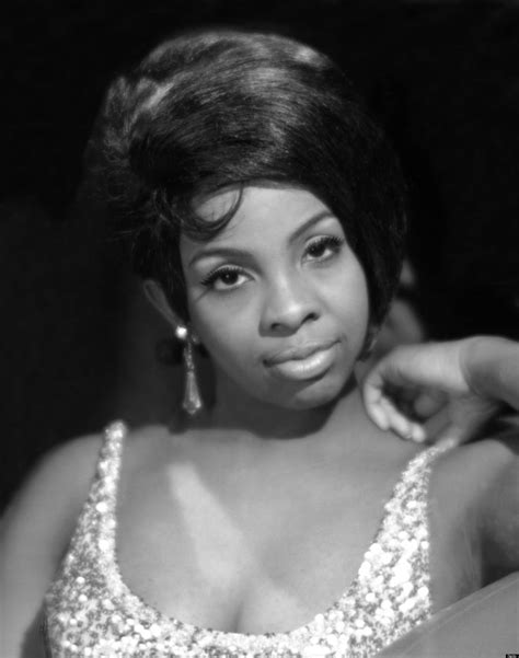 Gladys Knight's Glamorous Style | Black female singers, Gladys knight, Singer